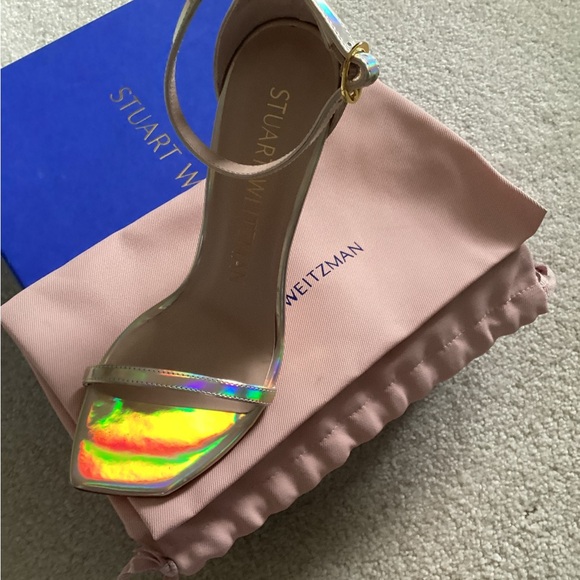 Stuart Weitzman Gold Strappy Heels - Picture 6 of 7